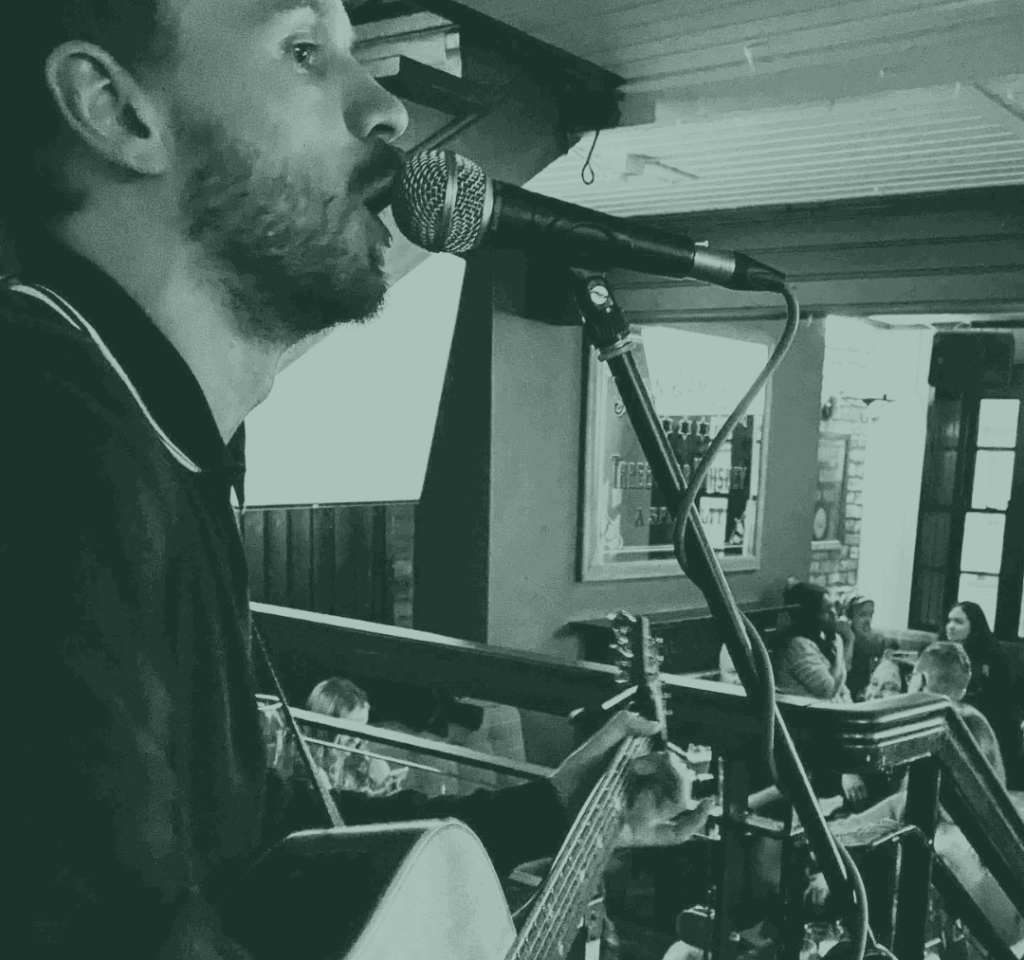 Sean Swift - Live Music at The Crowes Nest, Enniskillen