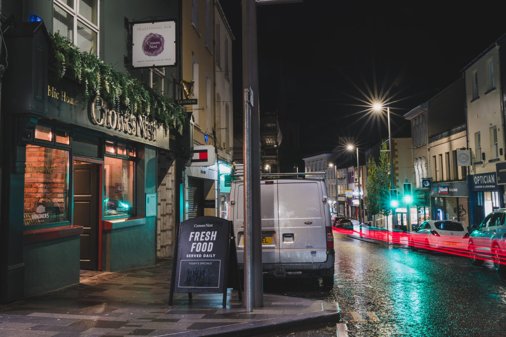 exterior of the crowes nest enniskillen at night - night out in Enniskillen traditional Irish pub - restaurants Enniskillen - enniskillen restaurant - fish and chips enniskillen
