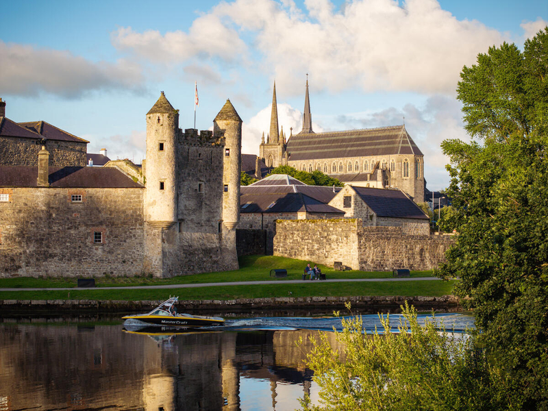 Enniskillen Castle Co Fermanagh Speed boat. places to eat Enniskillen